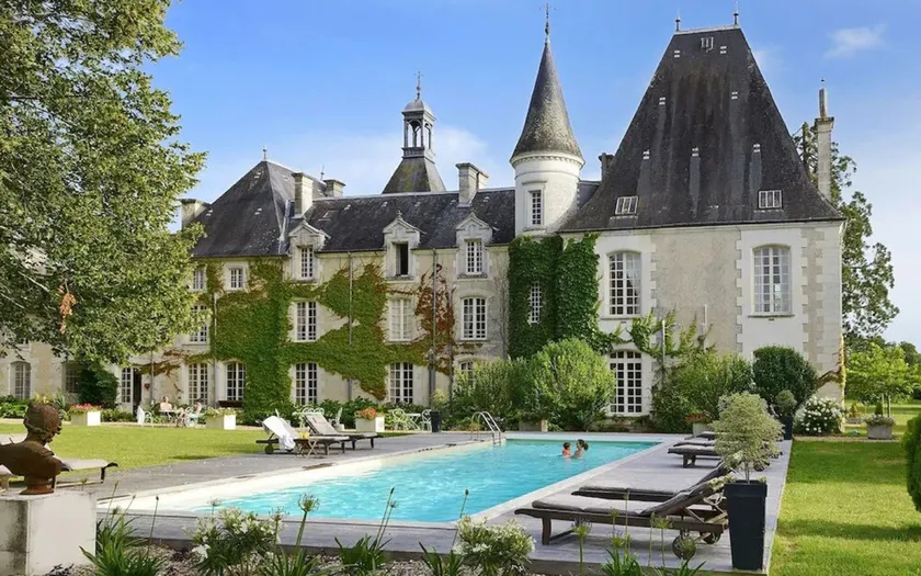 Chateau le Mas de Montet - Image 1