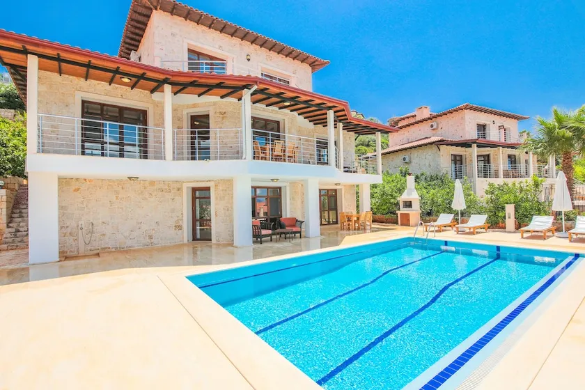 Villa Sahin 2 Triplex - Image 1
