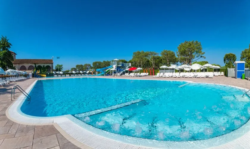 Del Garda Village and Camping - Image 1