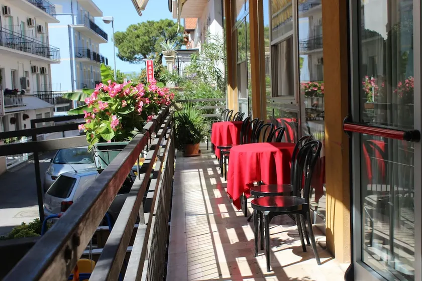 Hotel Amados - Image 1