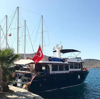 Ada Dreams / Boat - Image 1