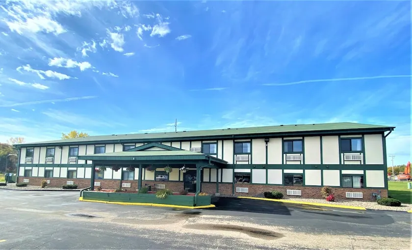 Lakes Area Lodge - Image 1