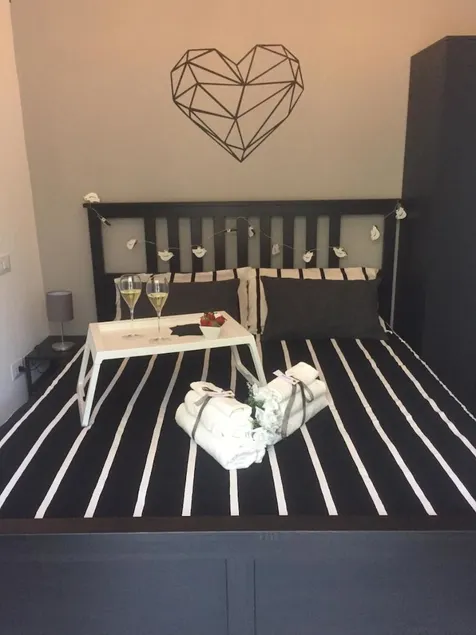 Bed & Go-Valigia - Image 1