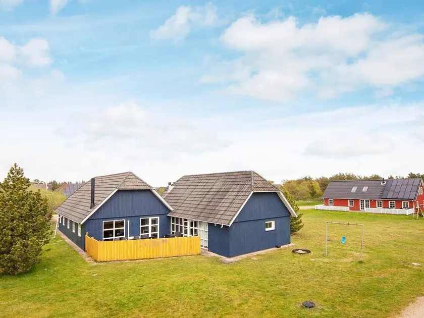 Exotic Holiday Home in Rømø With Sauna - Image 1