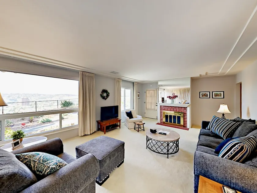 2br W/mission Valley & Ocean Views 2 Bedroom Home - Image 1