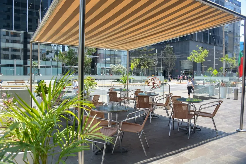 Garden Hotel - Image 1