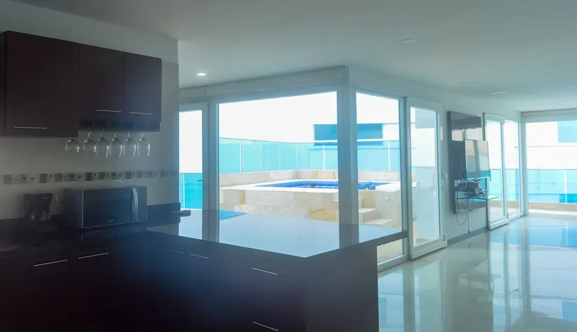 Penthouse In Cartagena De Indias Colombia In Front Of The Beach - Image 1