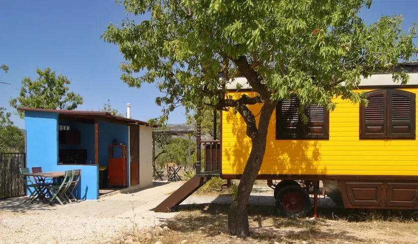 Casa Del Mundo - Image 1