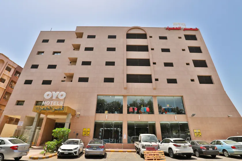OYO 125 Al Hamra Palace - Image 1