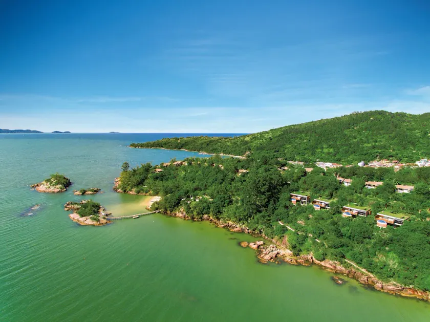 Ponta dos Ganchos - Image 1