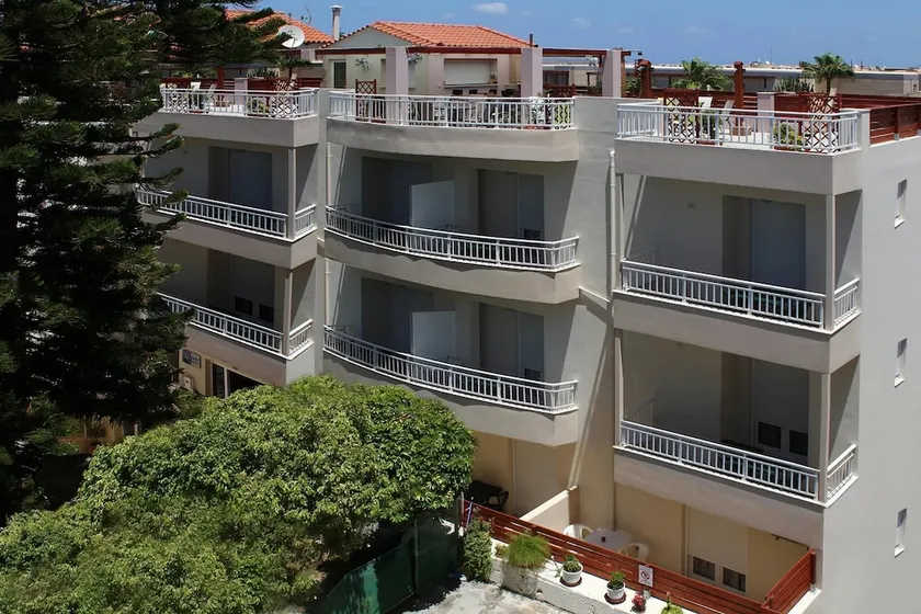 Helen Apartments - Image 1
