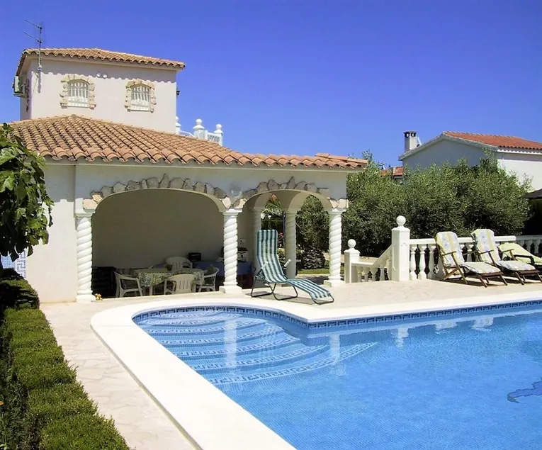 villa Carrer De Marinada - Image 1