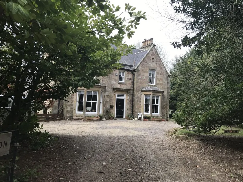 The Old Manse B&B - Image 1