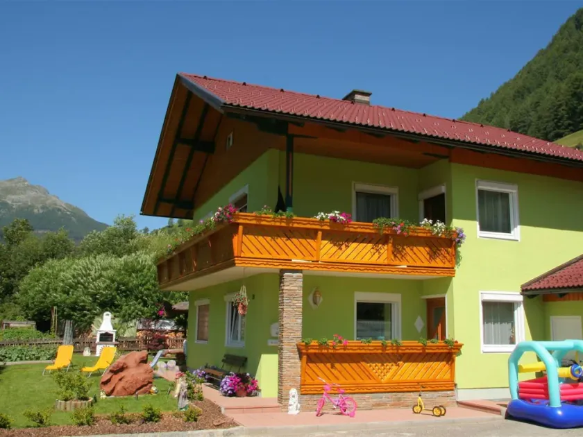 Newly Furnished Appartment at the Mouth of the Poller Valley National Park - Image 1