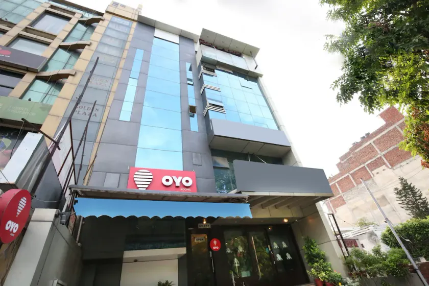 Hotel Silver Haze by OYO Rooms - Image 1