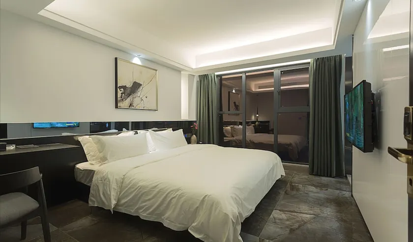 Niuguanjia Modern Hotel - Image 1