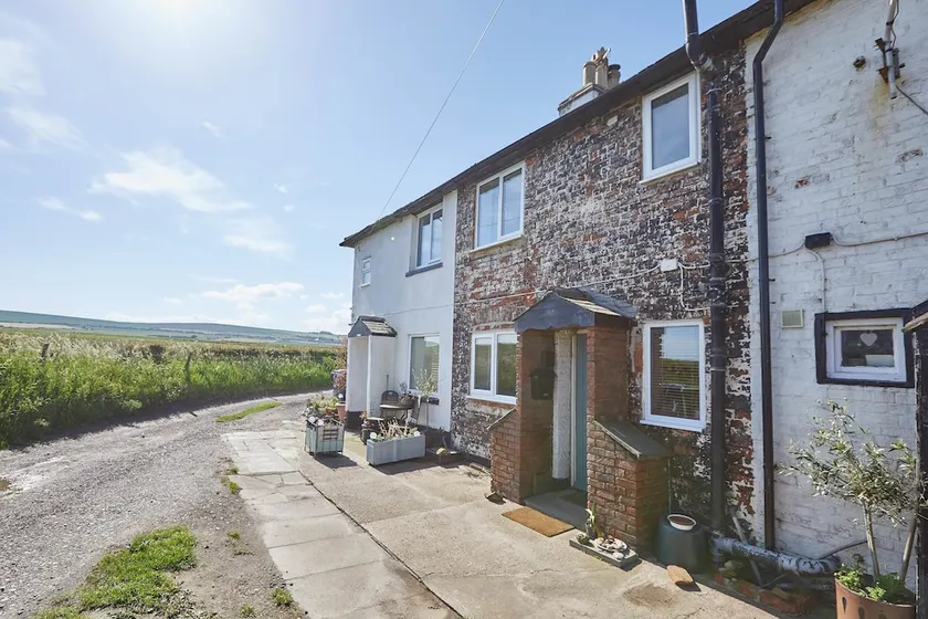 Coastguard Cottage - Image 1