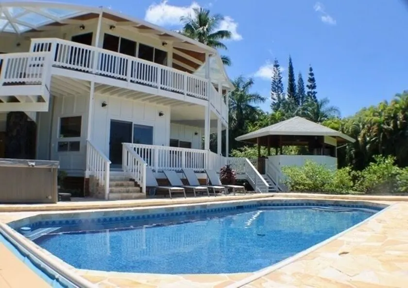 Hana 5 Bedroom Home - Image 1