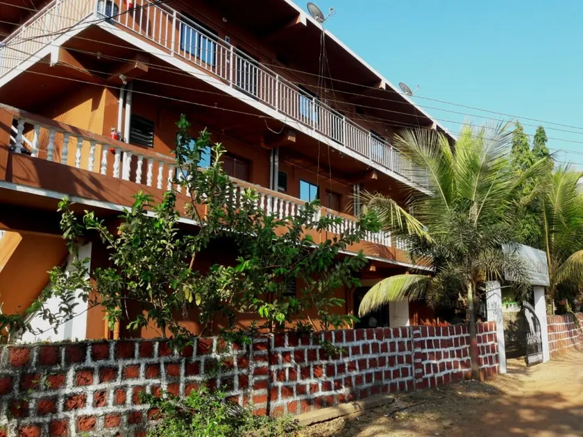 Hotel Ashoka King - Image 1