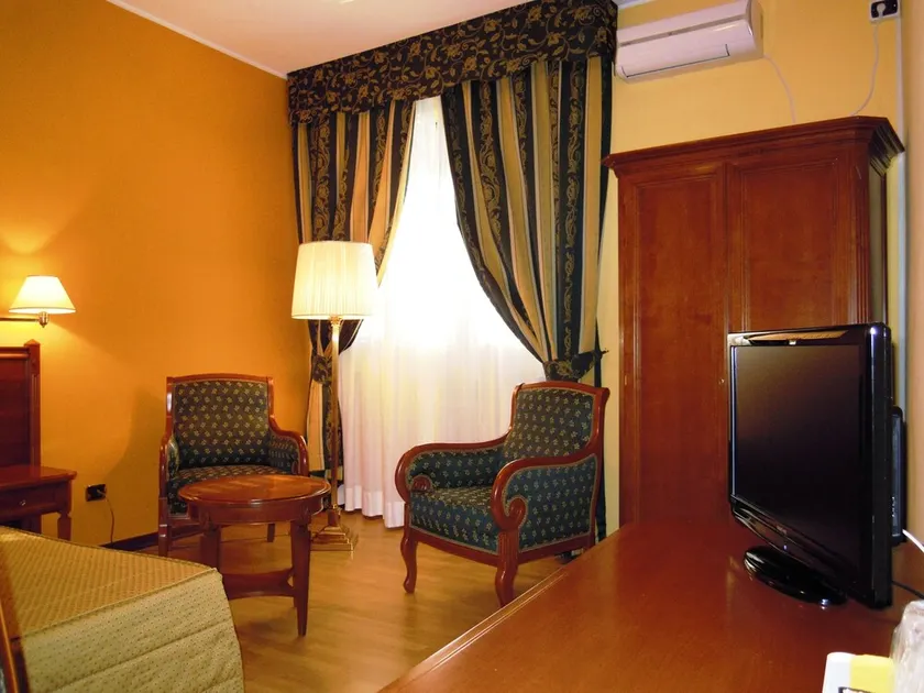 Hotel Ristorante Il Vigneto - Image 1