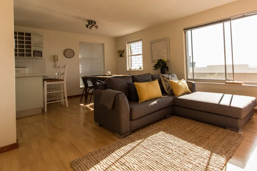Highstrand Suite 1 - Image 1
