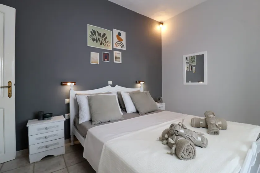 Marios Apartments Barbati - Image 1