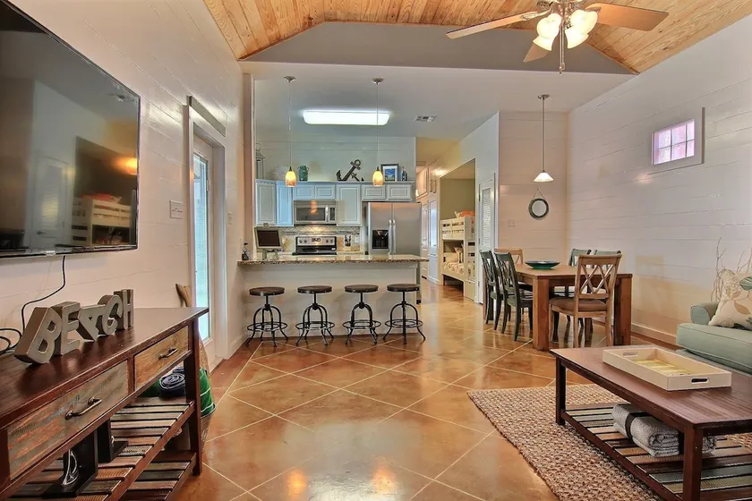 Captain Jack Sparrows 3 Bedroom Home - Image 1