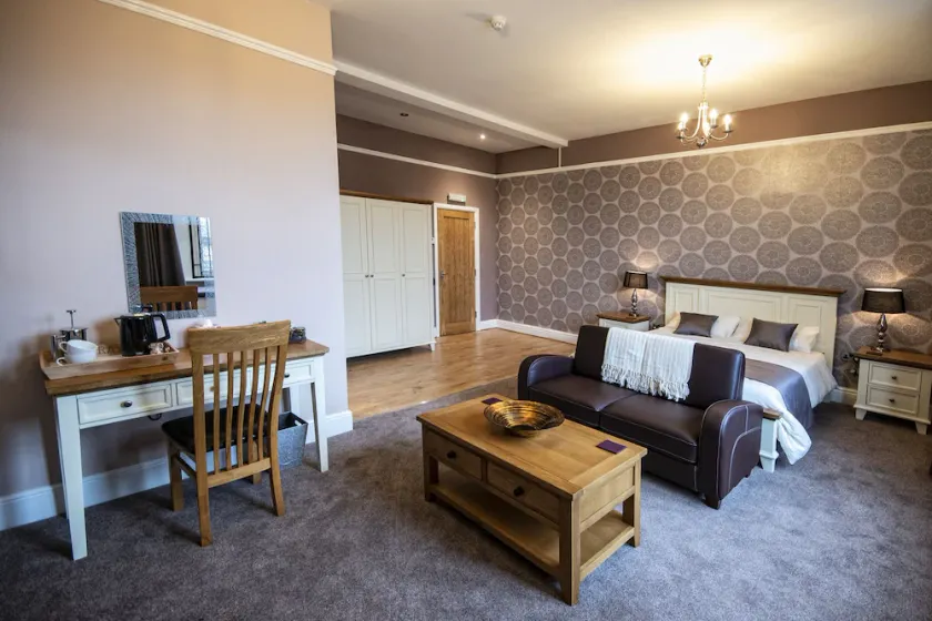 Stephensons Tea And Coffee House - Image 1