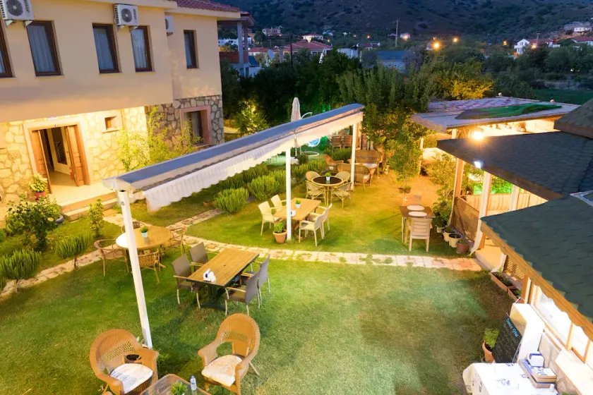 Palamutbükü Deniz Apart Otel - Image 1
