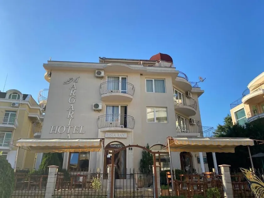 Hotel Margarita - Image 1