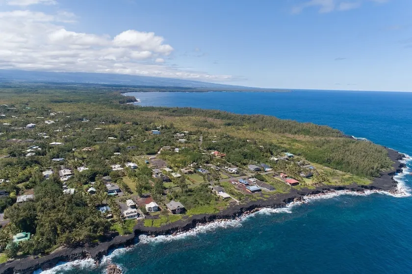 Kaloli Sunrise By The Sea 2 Bedroom Home by Redawning - Image 1