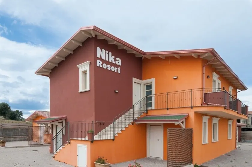 Resort Nika - Image 1