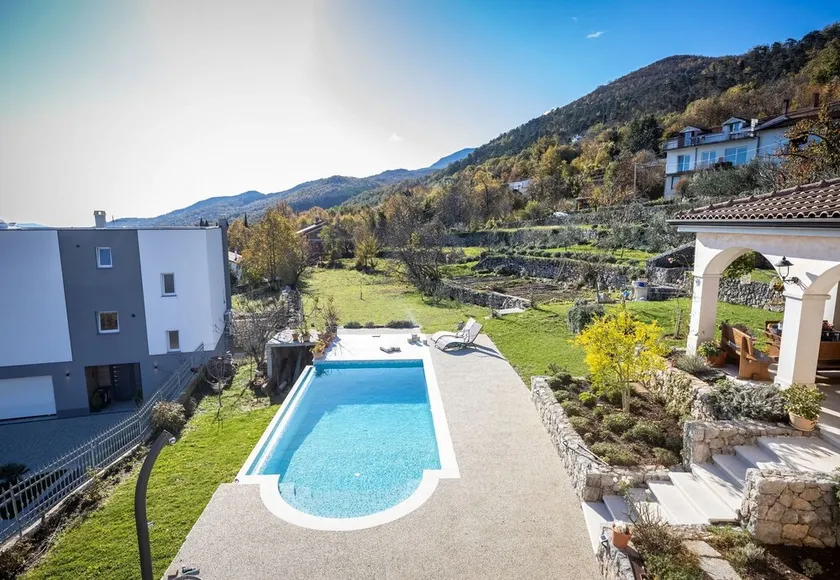 Amazing Pool & Whirlpool Villa Mirna - Image 1