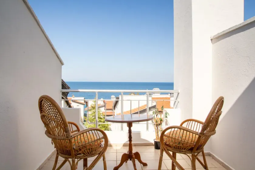 Seaside House w Amazing View in Karaburun Izmir - Image 1