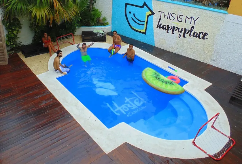 Hostel Cancun - Image 1