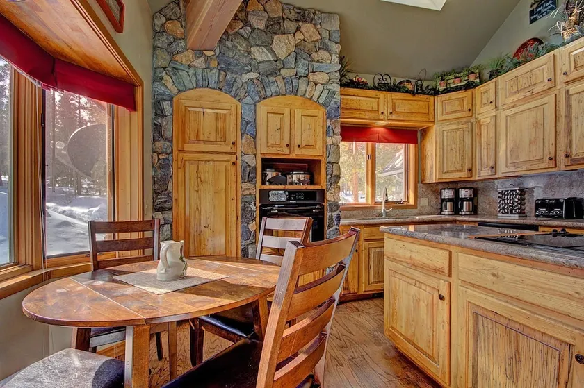 Gold King Lodge 8 Bedroom Home by RedAwning - Image 1