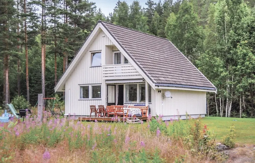 Stunning Home in Gransherad With 5 Bedrooms, Sauna and Wifi - Image 1