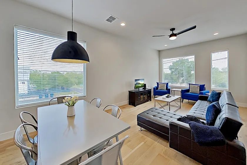 Lavish Eastside W/ Private Rooftop Deck 2 Bedroom Condo - Image 1
