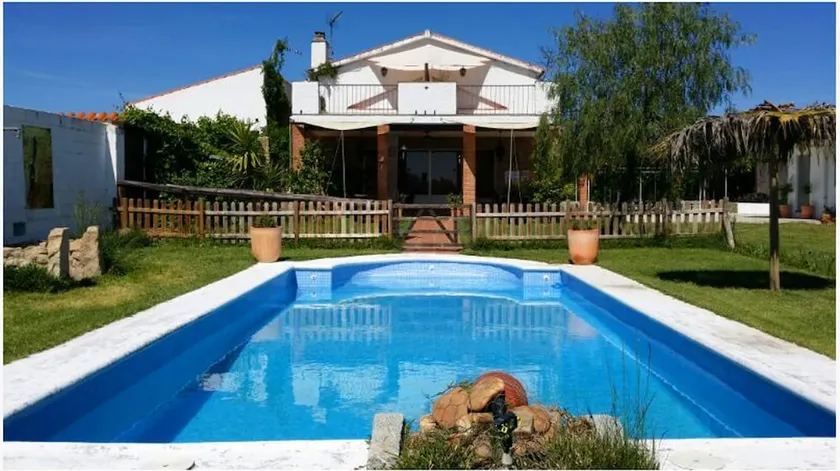Villa With 8 Bedrooms in Mirandilla, With Wonderful Mountain View, Pri - Image 1