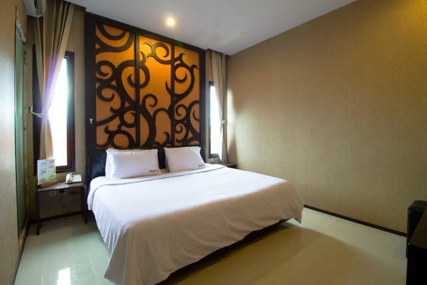 RedDoorz near Rungkut Industry - Image 1