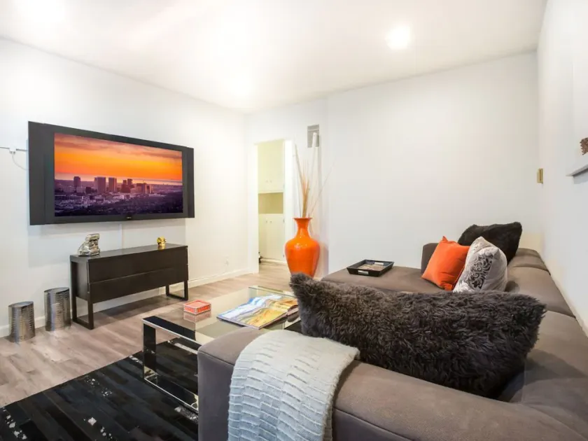 Villa Daisy Apartment - Image 1