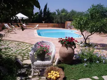 Baglio Costa di Mandorla - Farm Home - Image 1