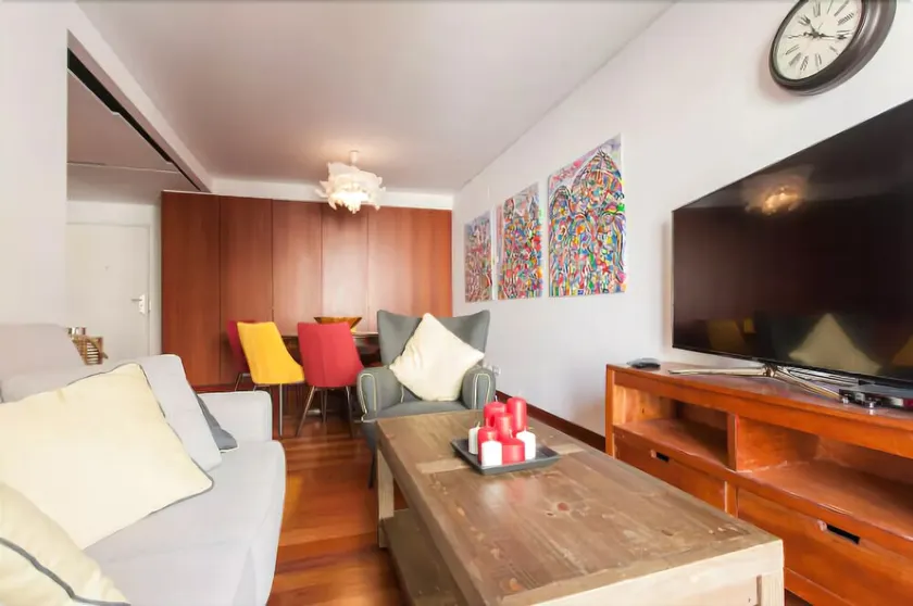Luxury Apartment in Lapa - Image 1