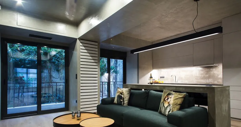 Urban Luxury homm Studio in Piraeus, Alkiviadou - Image 1