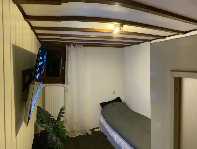Well equipped appartment - Image 1