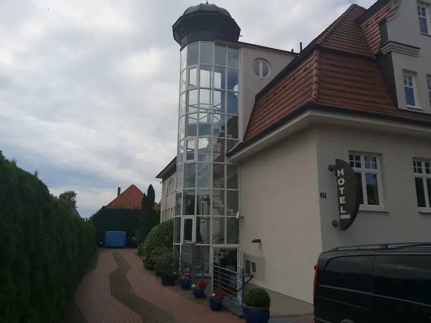 Hotel Schwanenhof - Image 1