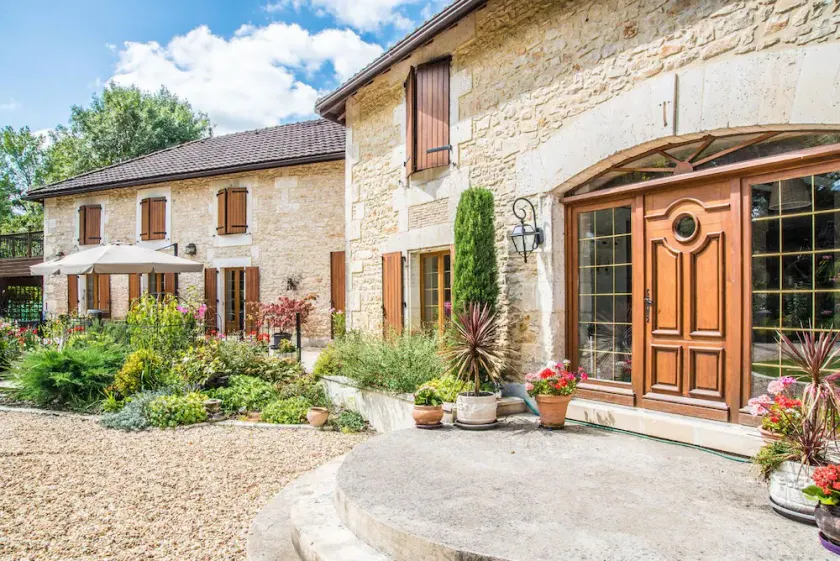 Moulin du Fontcourt Chambres d'Hotes Charente - Image 1