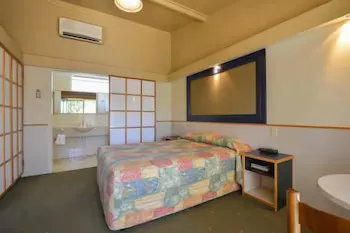 Tower Hotel Kalgoorlie - Image 1