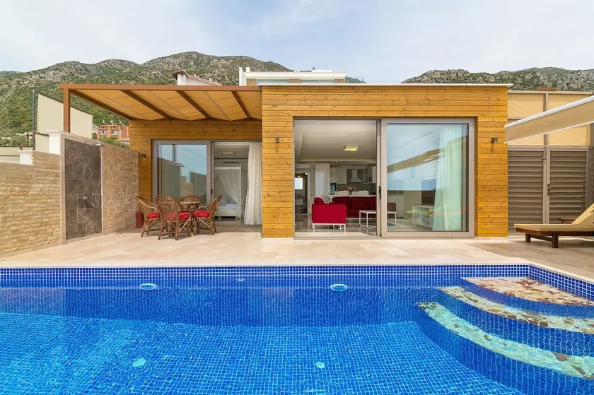 Villa Likapa 3 - Image 1