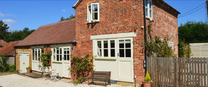 The Coach House Denton - Image 1
